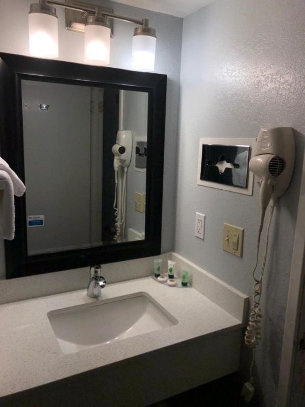 Sand Dollar Inn image 13